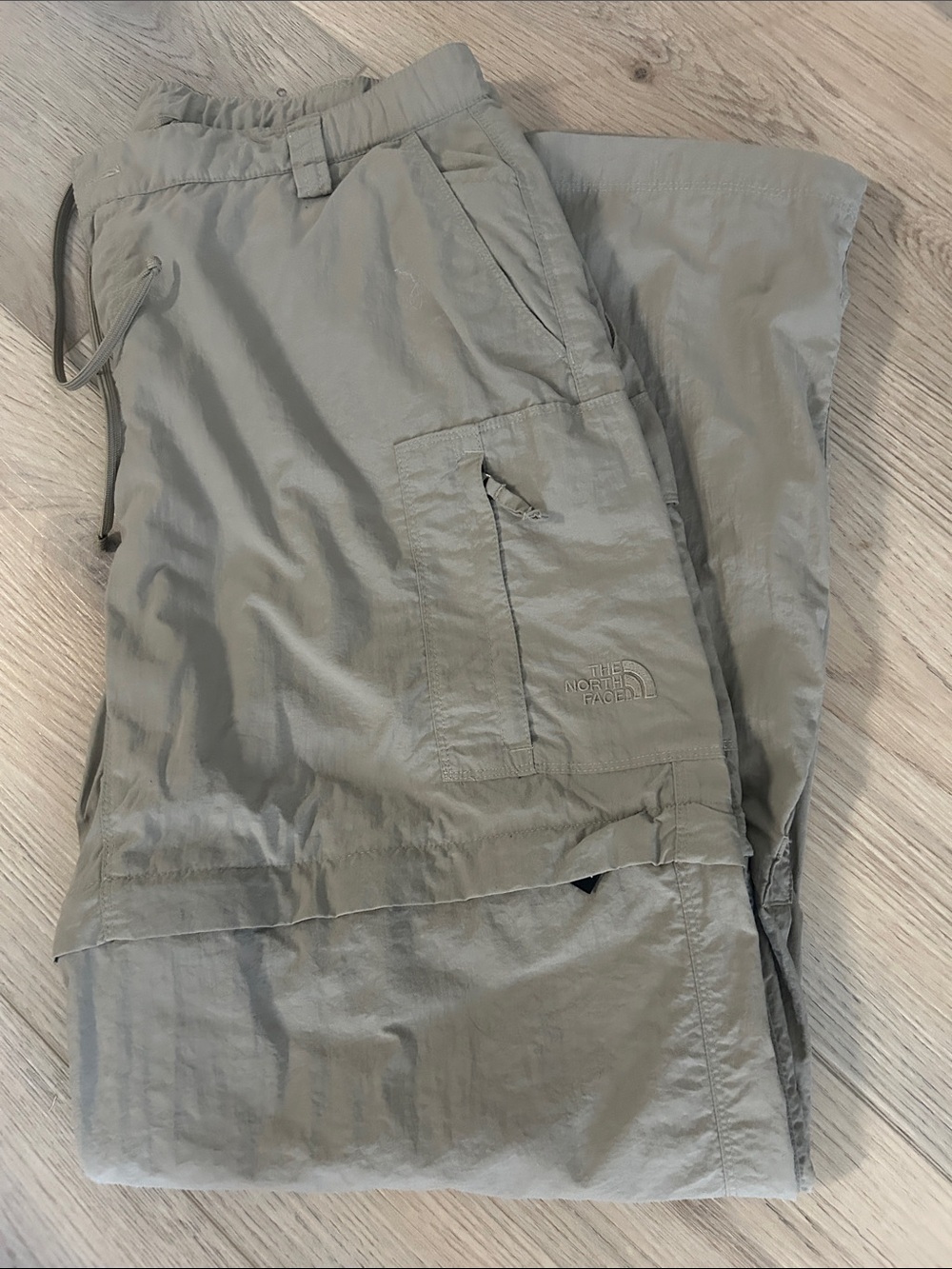 The North Face Women’s Khaki Convertible Hiking Pants